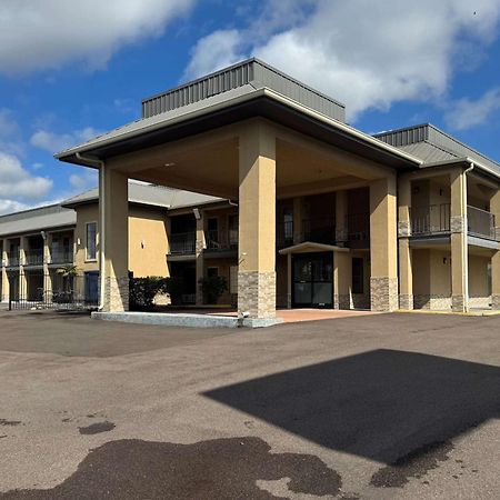 Super 8 By Wyndham Jackson Ms Hotel Buitenkant foto