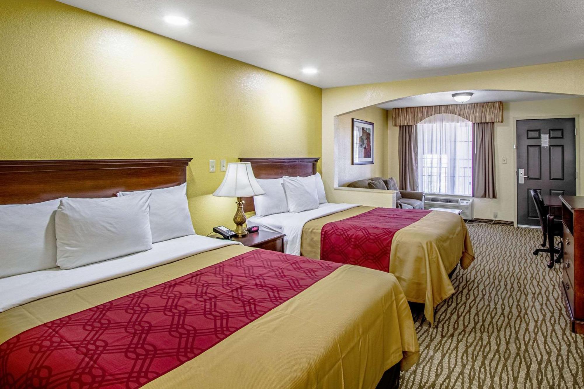 Super 8 By Wyndham Jackson Ms Hotel Buitenkant foto