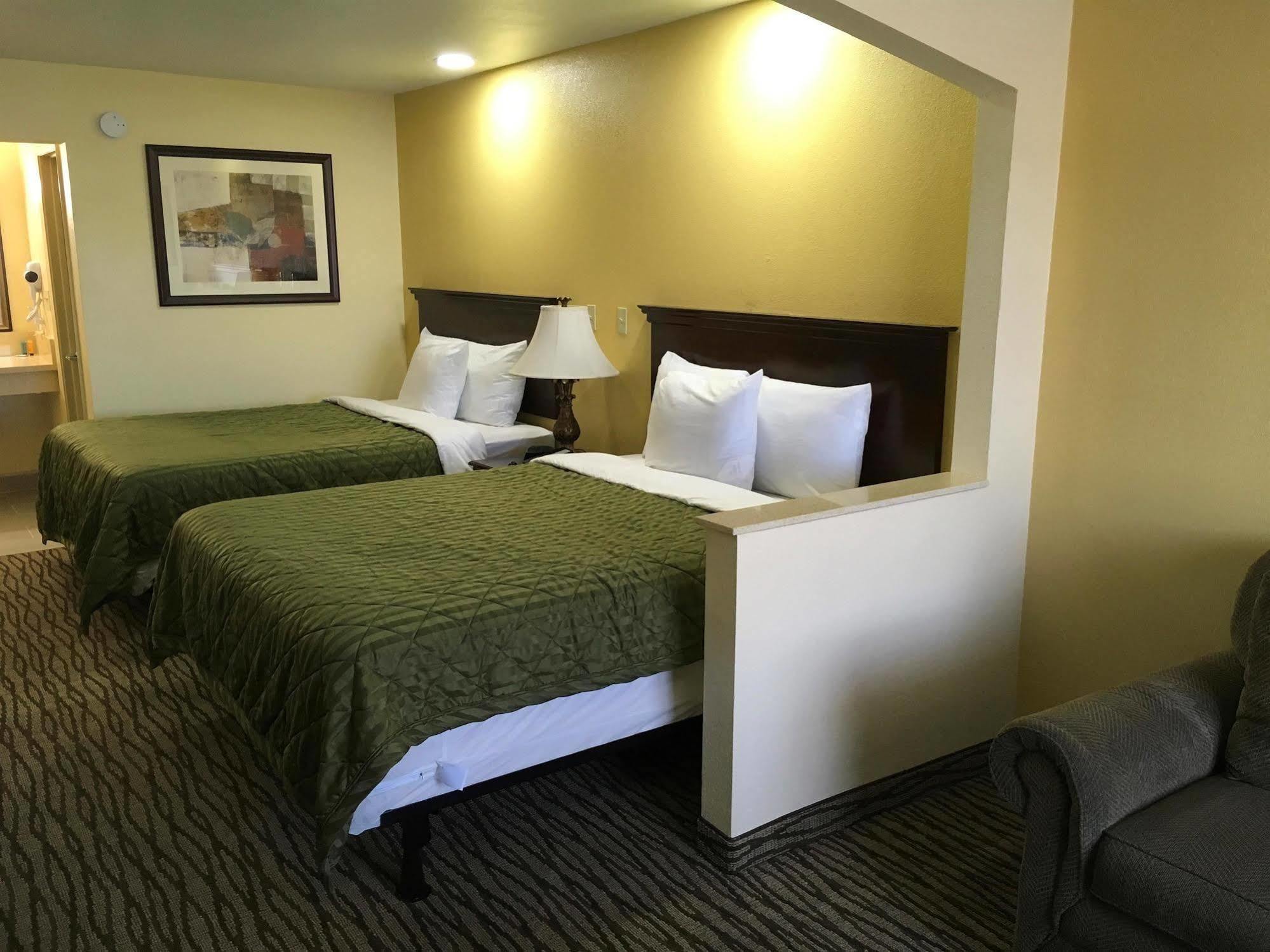 Super 8 By Wyndham Jackson Ms Hotel Buitenkant foto
